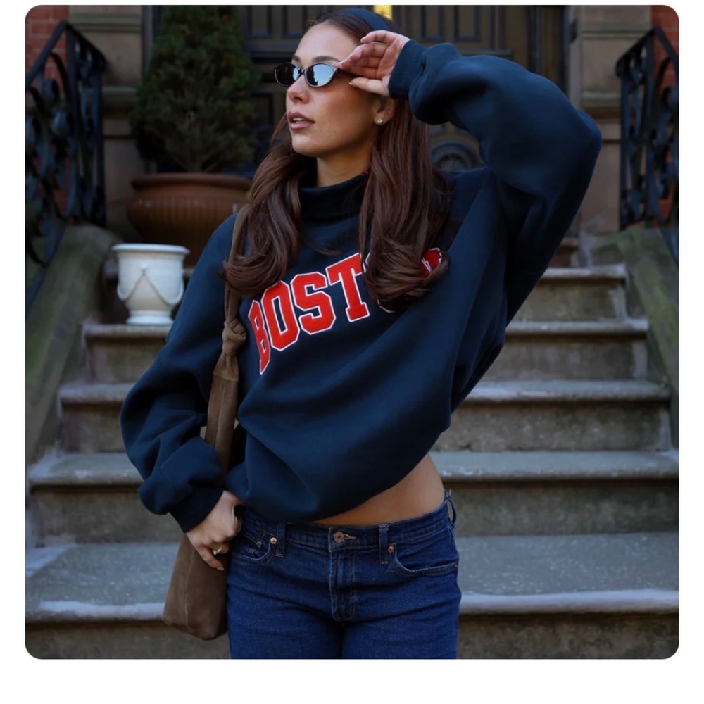 1987 the Label Midnight Rollneck Size Medium